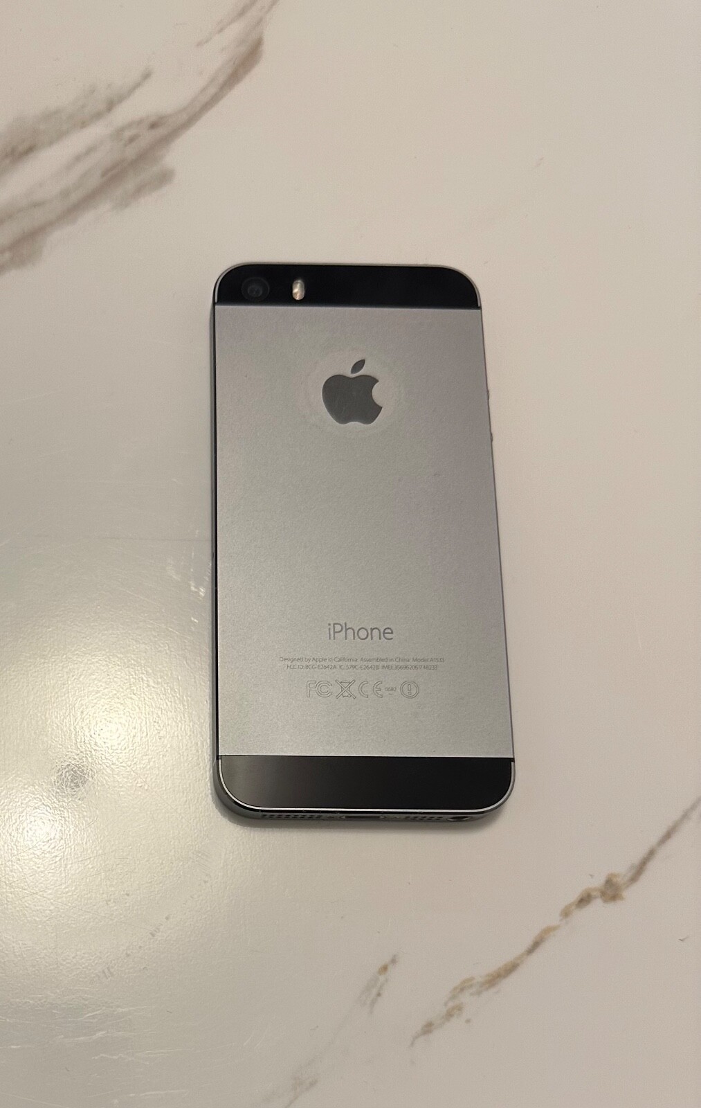 Apple iPhone 5s - 16GB, 32GB, 64GB - ALL COLORS Unlocked/AT&T/T-Mobile A1453