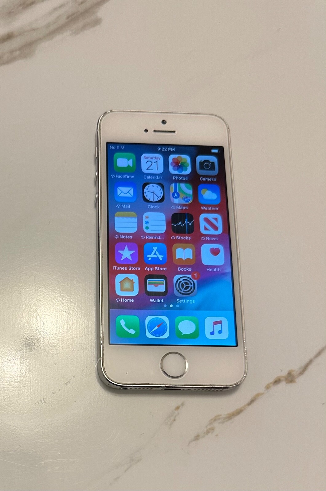 Apple iPhone 5s - 16GB, 32GB, 64GB - ALL COLORS Unlocked/AT&T/T-Mobile A1453